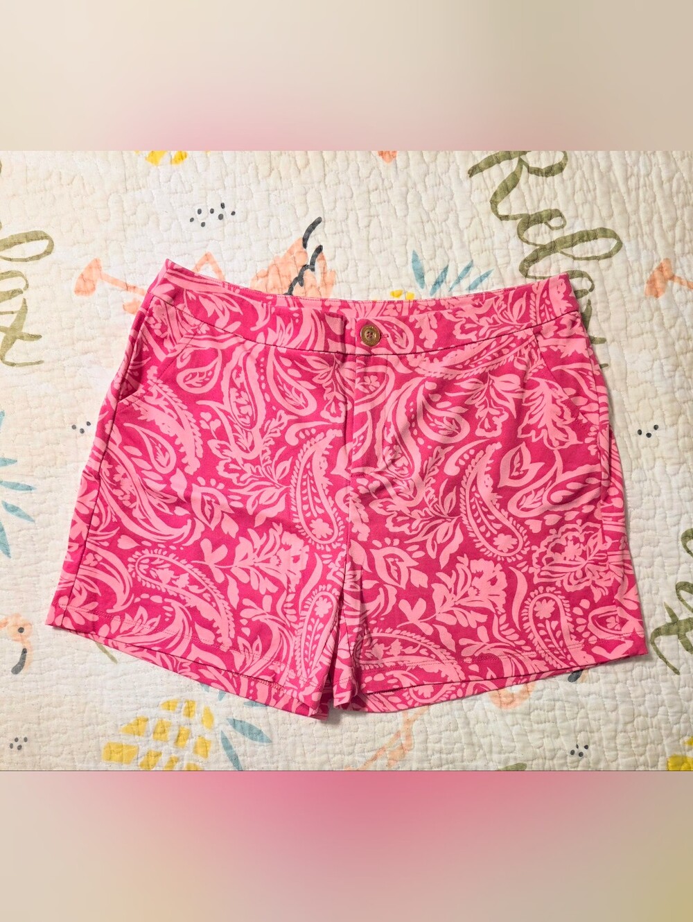 Dear Scarlett Resort Pink Paisley Print Shorts M